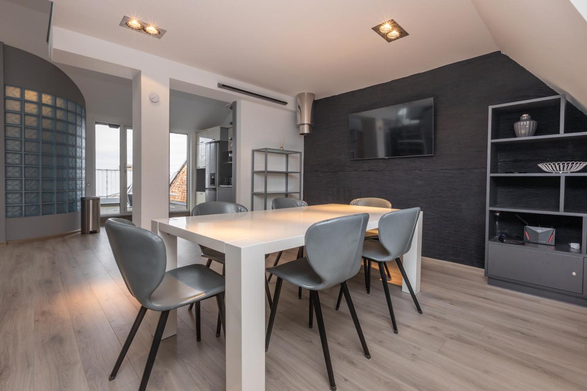 Penthouse Apartment With Terrace 리가 외부 사진