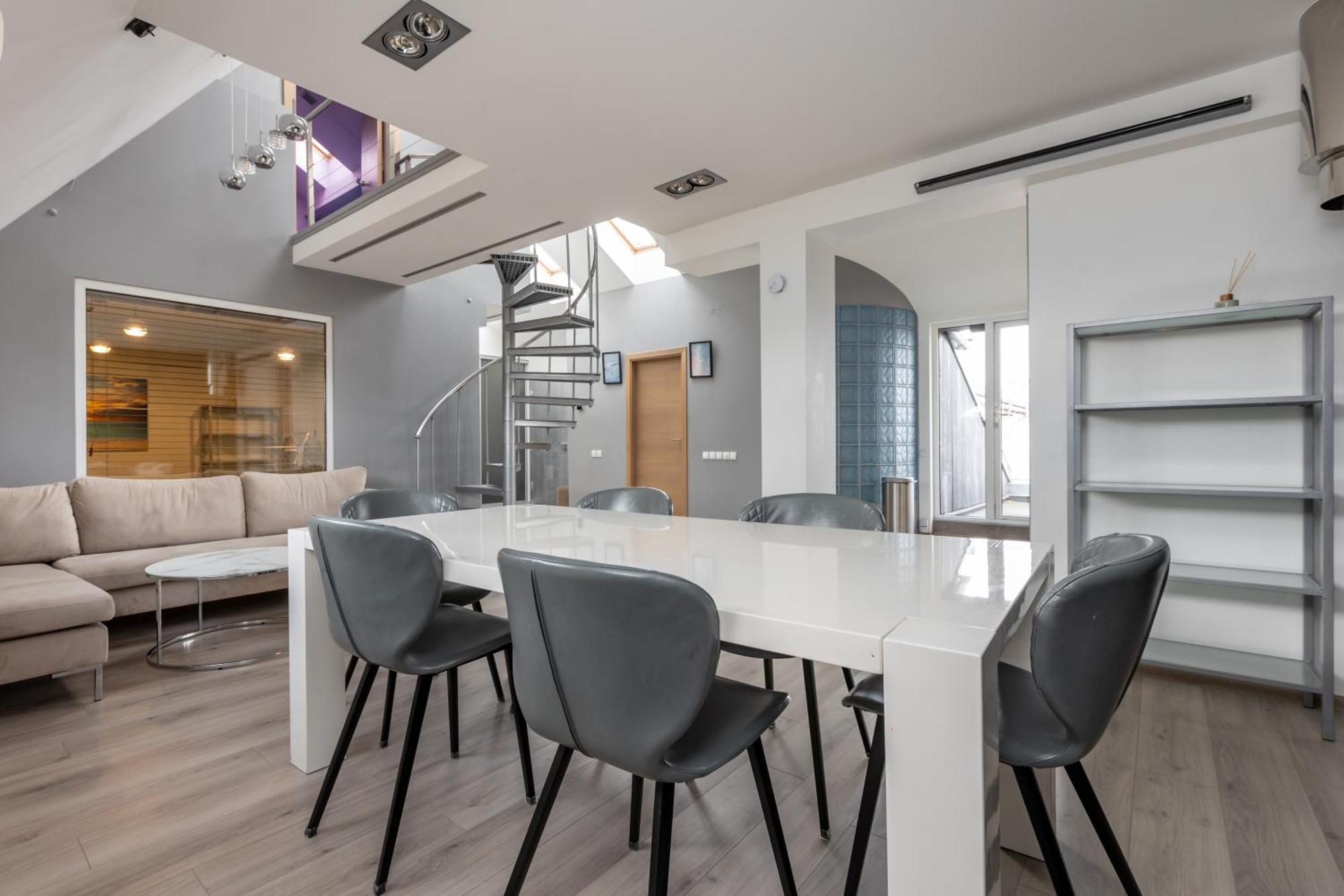 Penthouse Apartment With Terrace 리가 외부 사진